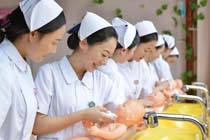 武汉助产学校助产专业